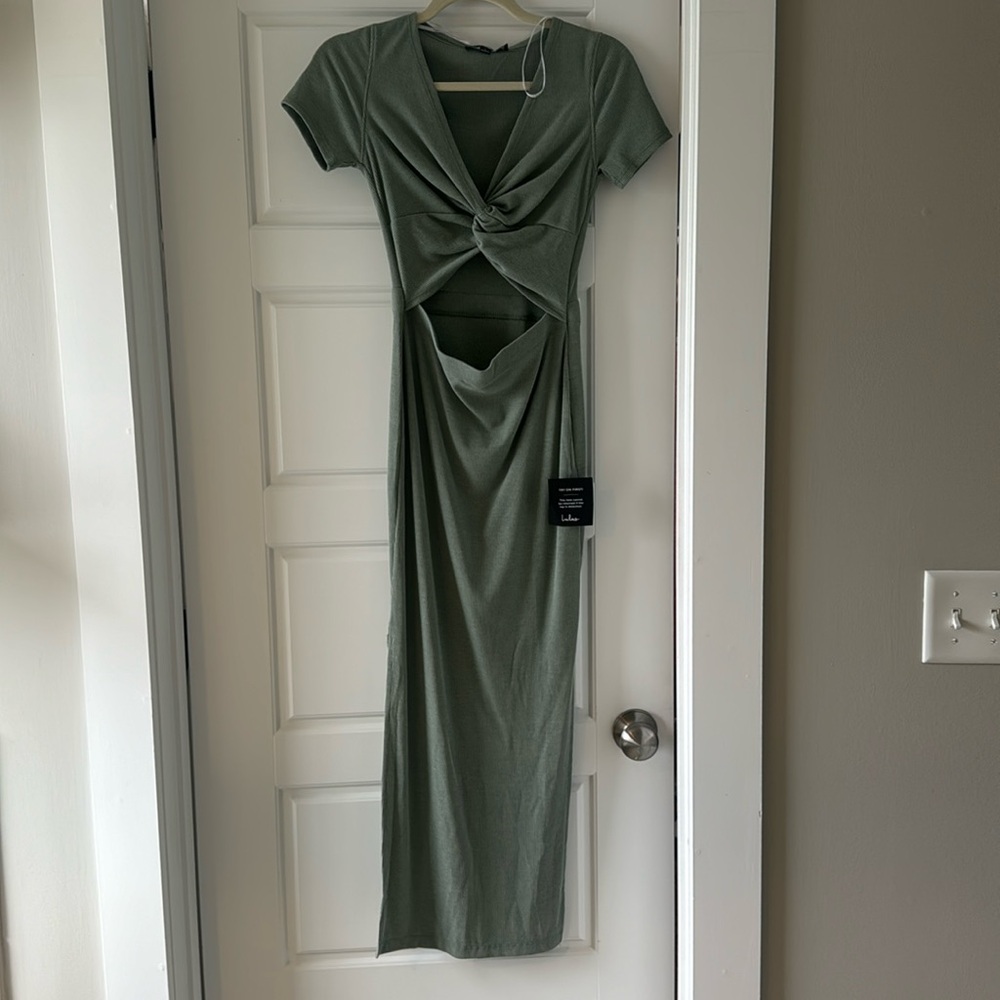 Lulus dress. Small. NWT
